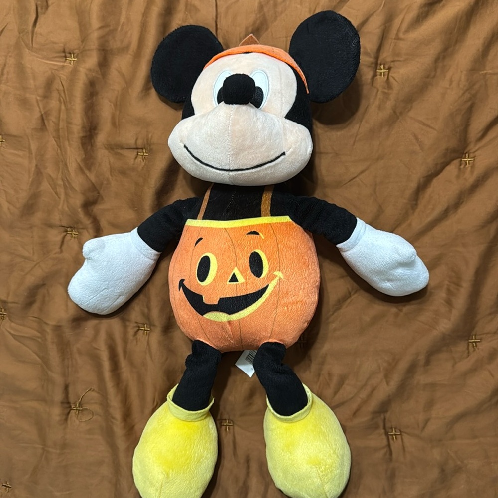 Halloween pumpkin Mickey Mouse